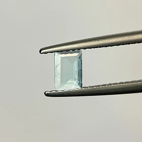 Turmalina paraíba-0.22ct-5.68x4x1.10mm
