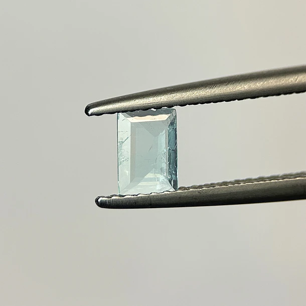 Turmalina paraíba-0.22ct-5.68x4x1.10mm 1
