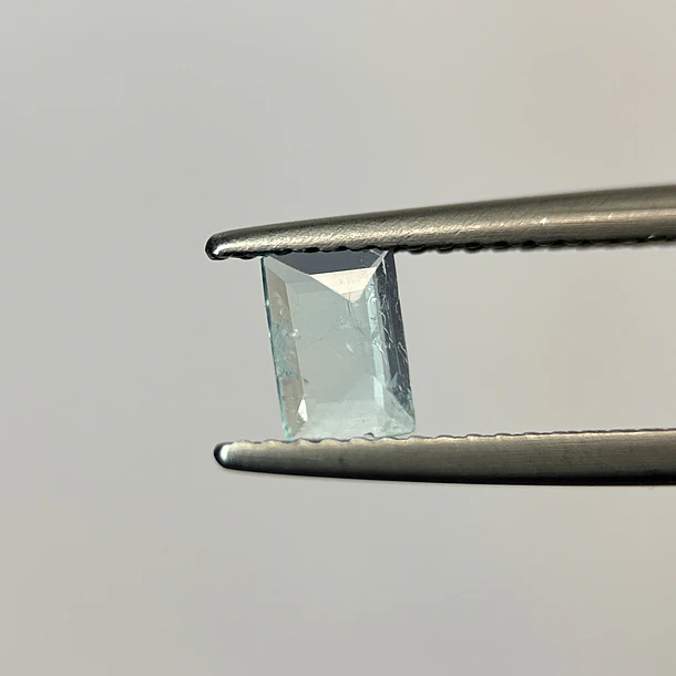 Turmalina paraíba-0.22ct-5.68x4x1.10mm 2