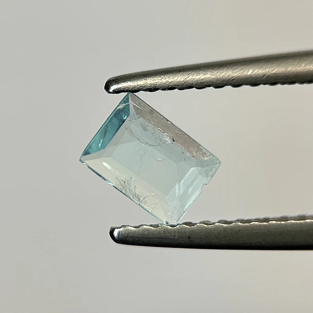 Turmalina paraíba-0.22ct-5.68x4x1.10mm 3