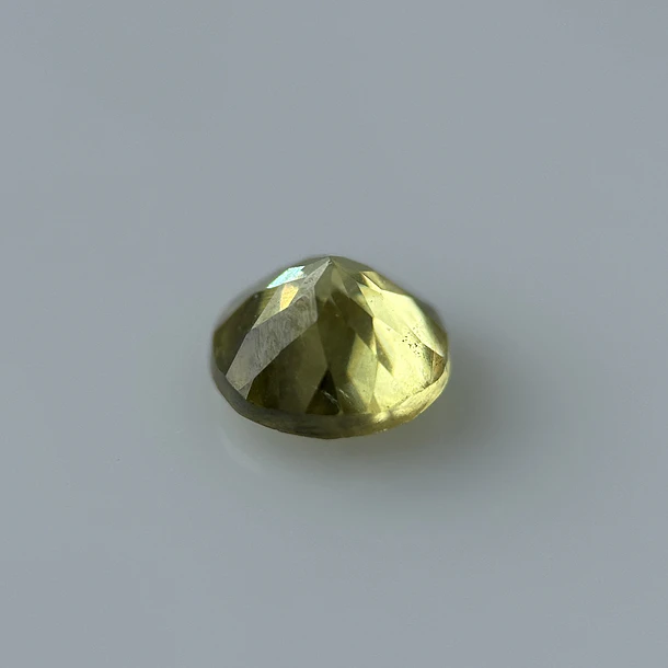 Esfeno-0.65ct-5x3.5mm 2