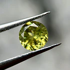 Esfeno-0.55ct-5.1x2.7mm 1
