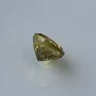 Esfeno-0.76ct-5.1x3.5mm 3