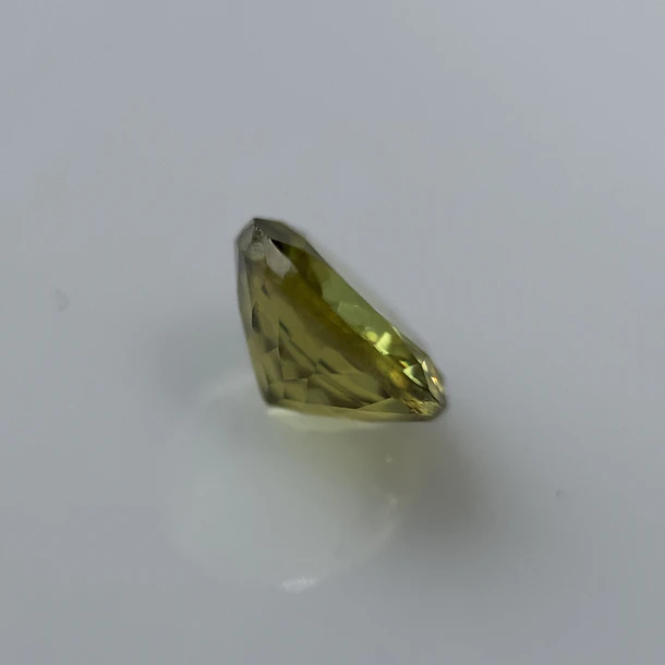 Esfeno-0.545ct-5x2.7mm 3