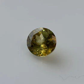 Esfeno-0.55ct-4.7x3mm