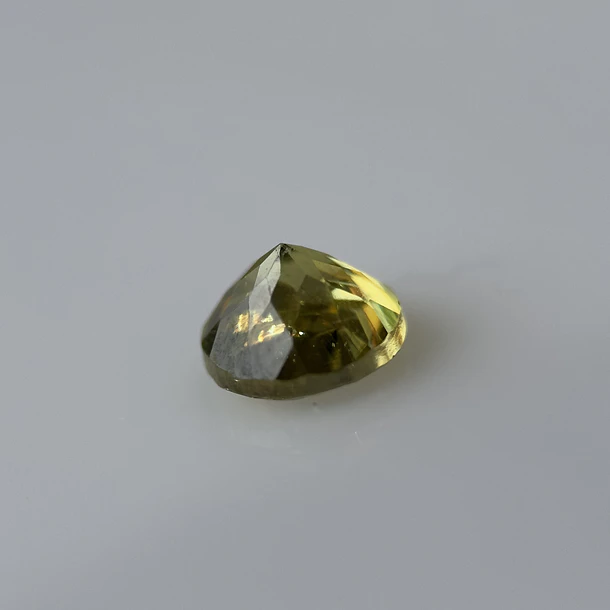 Esfeno-0.60ct-4.8x3.1mm 2