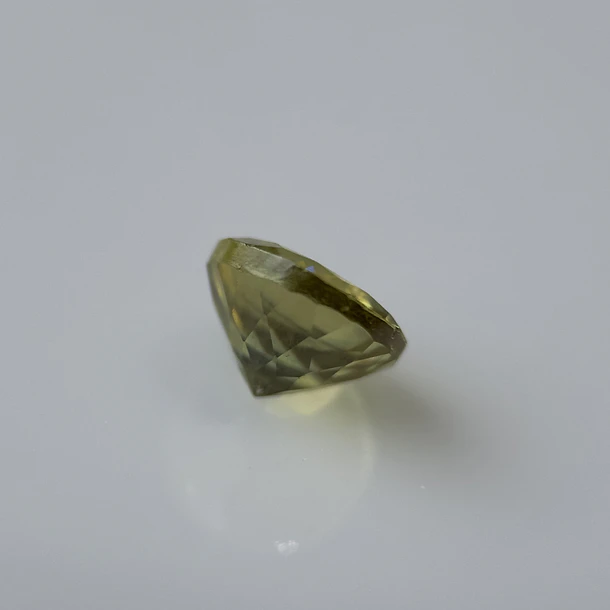 Esfeno-0.60ct-4.8x3.1mm 3