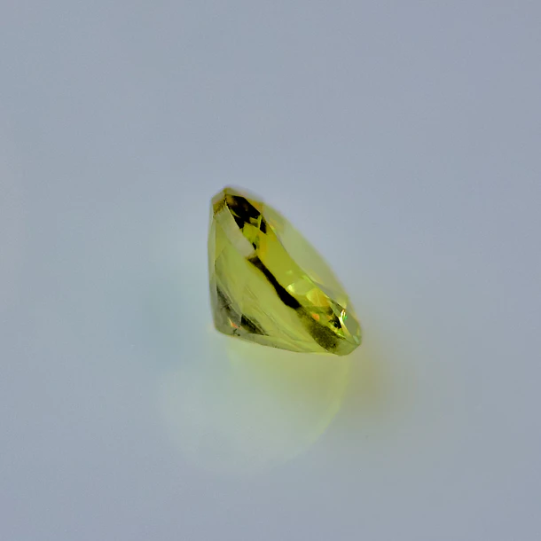 Esfeno-0.515ct-4.9x2.8mm 3