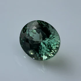 Apatita verde-3.085ct-8.8x7.8x6.5mm