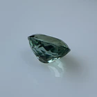Apatita verde-2.46ct-9x7.5x5.3mm 2