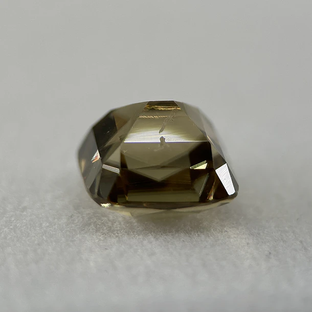 Circón natural AIG-3.73ct-7.69x7.38x5.62mm 2