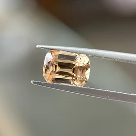 Circón AIG-3.62ct-9.29x7.05x5.04mm