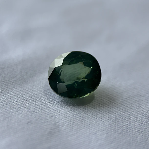 Circón AIG-4.04ct-8.90x8.15x5.78mm 1
