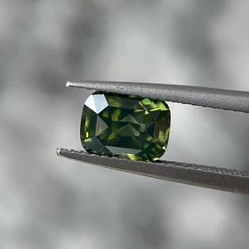 Circón AIG-2.22ct-7.56x5.90x5.11mm