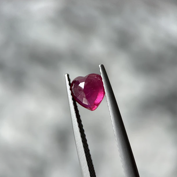 Rubí-1.360ct-6x6.1mm 2