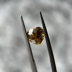 Circón natural gold-2.69ct-7.7x7.2x5.2mm