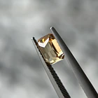 Circón natural gold-2ct-6.9x5.4x4.2mm 2