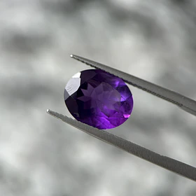 Amatista morada-3.675ct-11.9x10x5.7mm