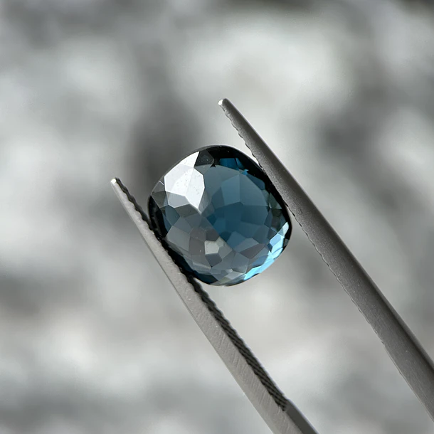 Topacio london blue-4.50ct-9.8x9x5.7mm 3