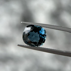 Topacio london blue-4.50ct-9.8x9x5.7mm