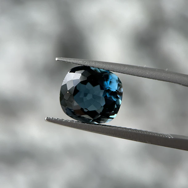 Topacio london blue-4.50ct-9.8x9x5.7mm 1