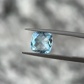 Topacio azul-3.85ct-8.7x8.6x5.5mm