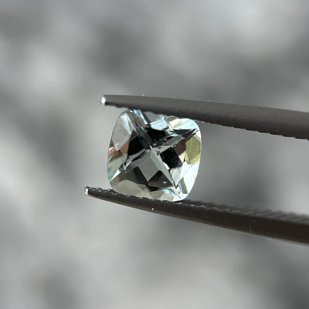 Aguamarina-1.10ct-6x6mm 1