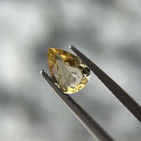 Turmalina-1.05ct-7.8x5.8x5.7mm