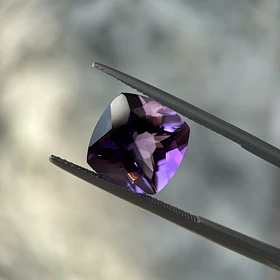Amatista-5.85ct-12x11.9x8.1mm