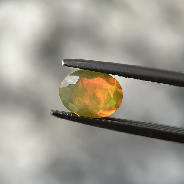 Ópalo-1.865ct-9.8x7.8x4.9mm 1