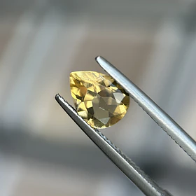 Citrino amarillo-1.25ct-8.9x7.1x4.2mm