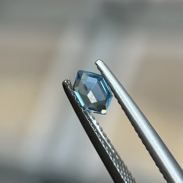 Topacio london blue-0.53ct-5.8x4.3mm 2