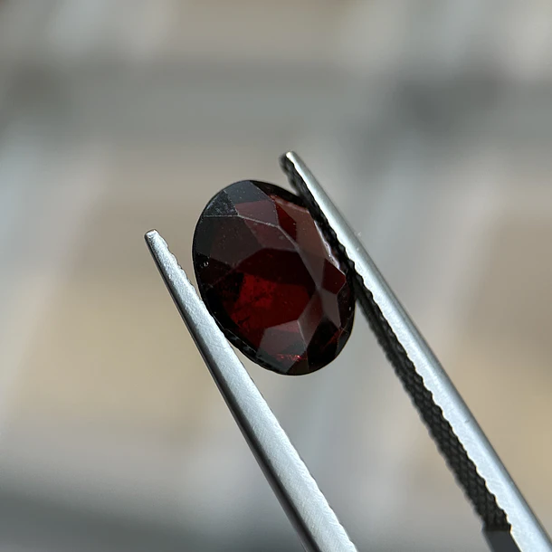 Granate rojo-2.95ct-9.5x7.6x4.4mm 3