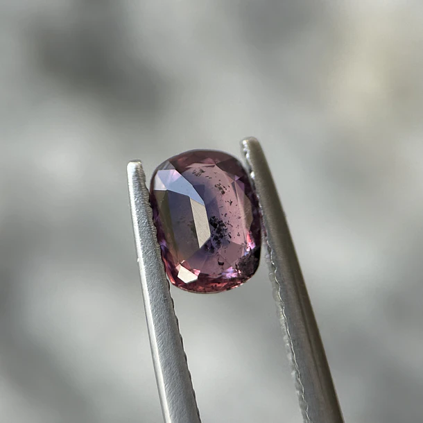 Zafiro Winza-0.97ct-6.4x4.9x2.8mm 3