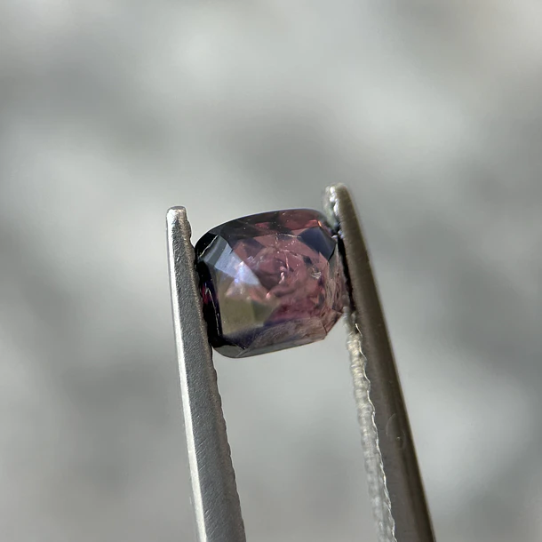Zafiro Winza-1.06ct-5.3x4.9x4mm 3