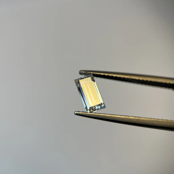 Moissanita-0.85ct8x4mm 2