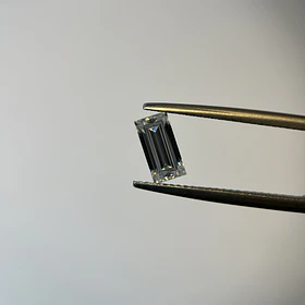 Moissanita-0.85ct8x4mm