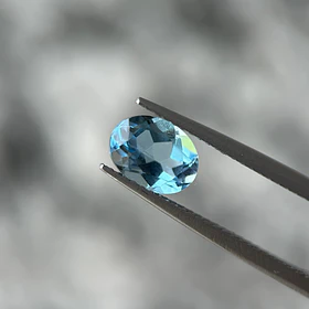 Topacio suizo-1.76ct-8.2x5.9x4.2mm