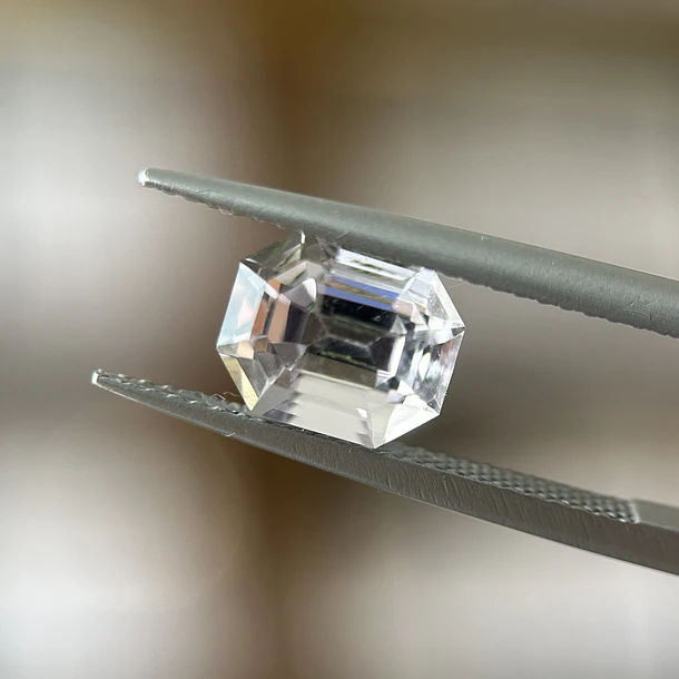 Amatista Rosa De Francia-2.455ct-8.2x6.7x6mm 1