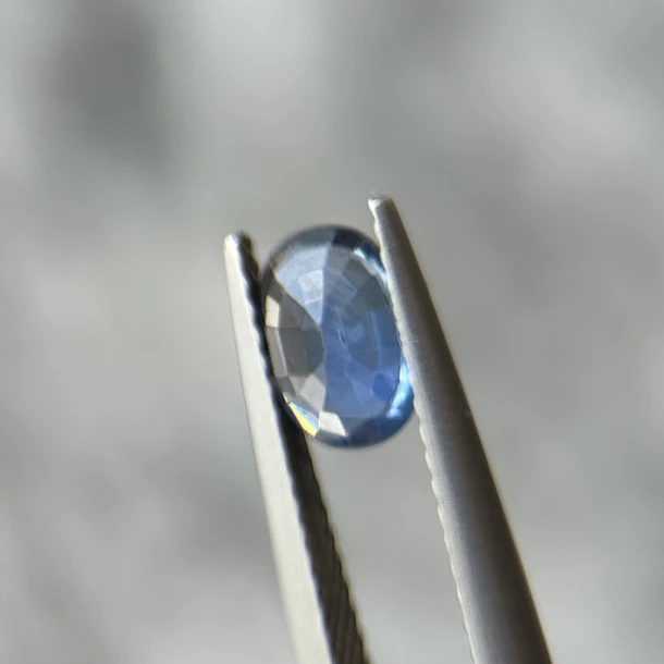 Zafiro-0.85ct-7.1x5x3.1mm 2