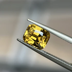 Circón-3.57ct-7.9x6.7x5.1mm