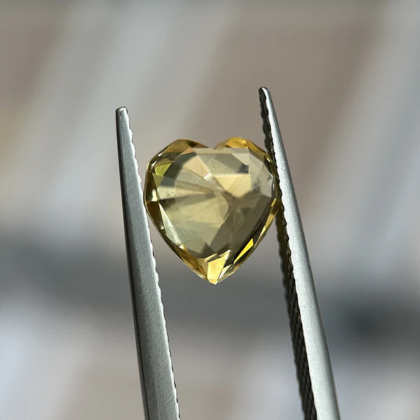 Citrino dorado–1.92ct–8.1x7.8x5.6mm 3
