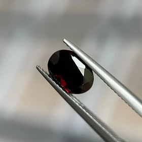 Granate rojo–2.35ct–9x7x4.4mm