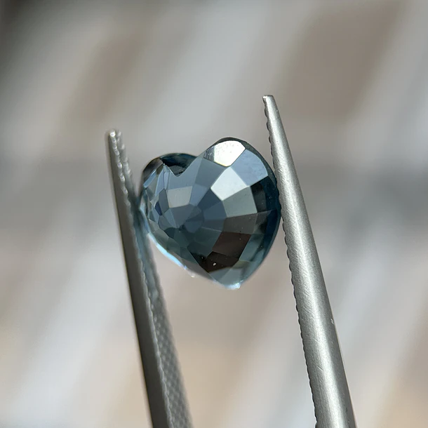 Topacio london blue–4.50ct–10x9.4x5.8mm 2