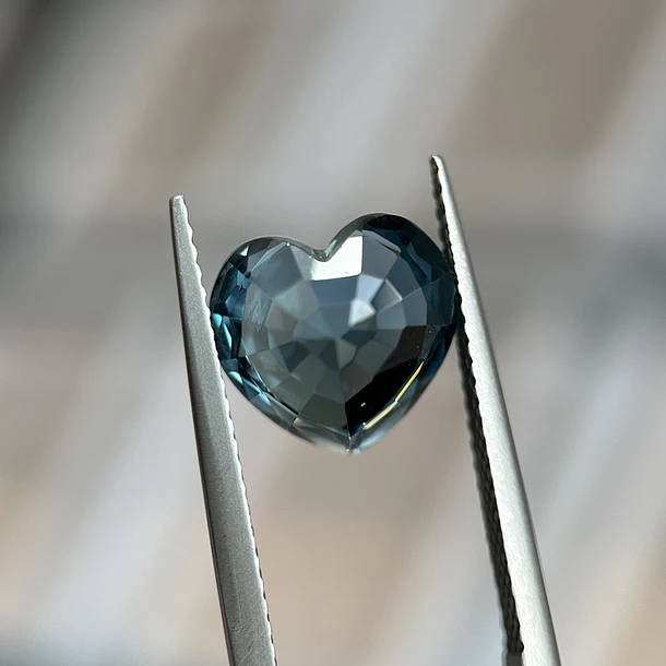 Topacio london blue–4.50ct–10x9.4x5.8mm 3