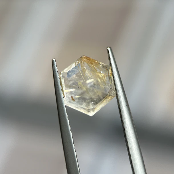 Cuarzo rutilado–1.525ct–8x7x4.9mm 3