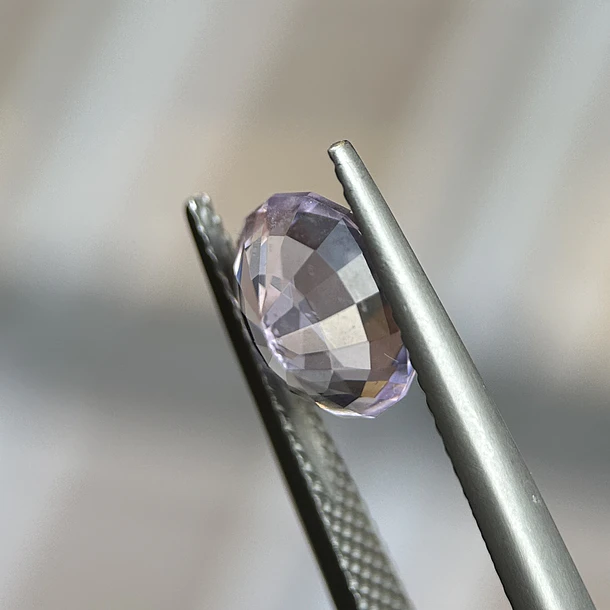 Cuarzo lavanda–1.87ct–8.8x6.9x5.2mm 2