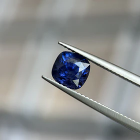 Zafiro azul-2.57ct-6.3x6.1x5.4mm