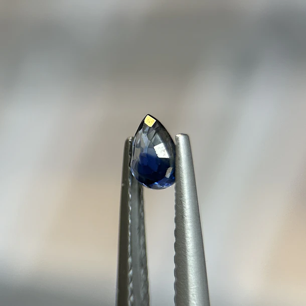 Zafiro azul–0.40ct–4.9x3x2.1mm 3