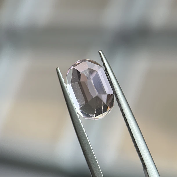 Kunzita–4.015ct–10x7.2x7.2mm 3